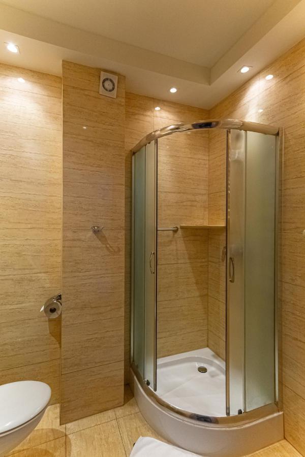 Trofana Wellness & 3*
