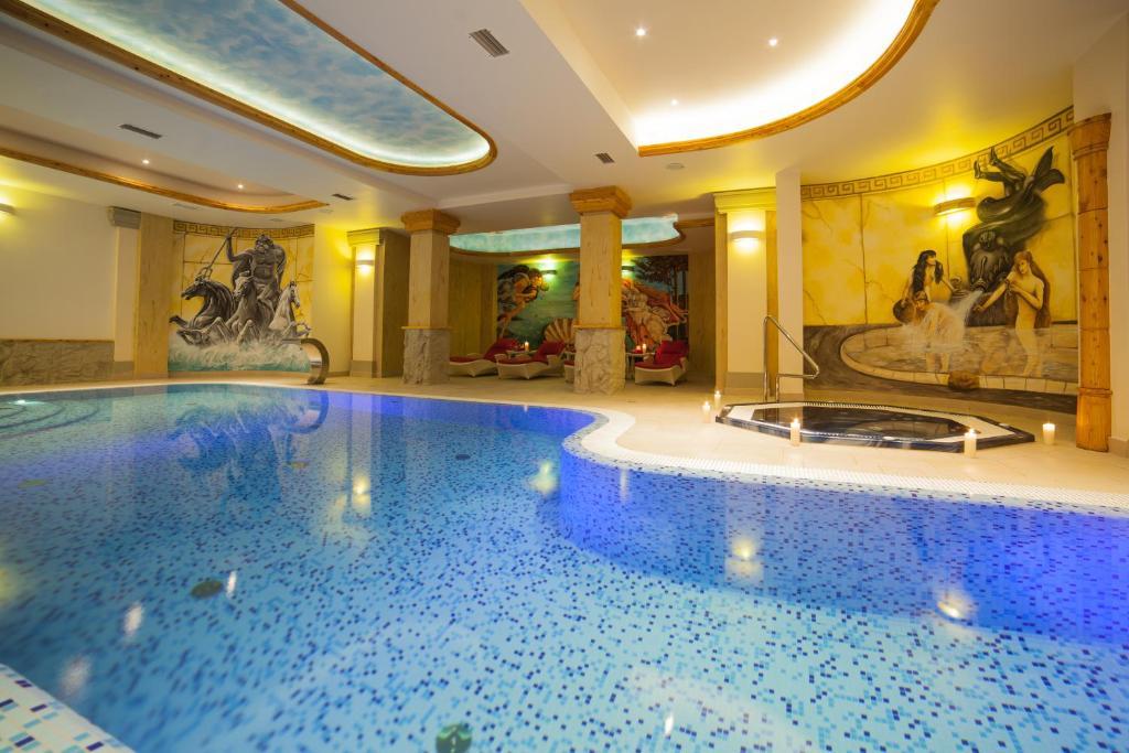 Trofana Wellness & 3*