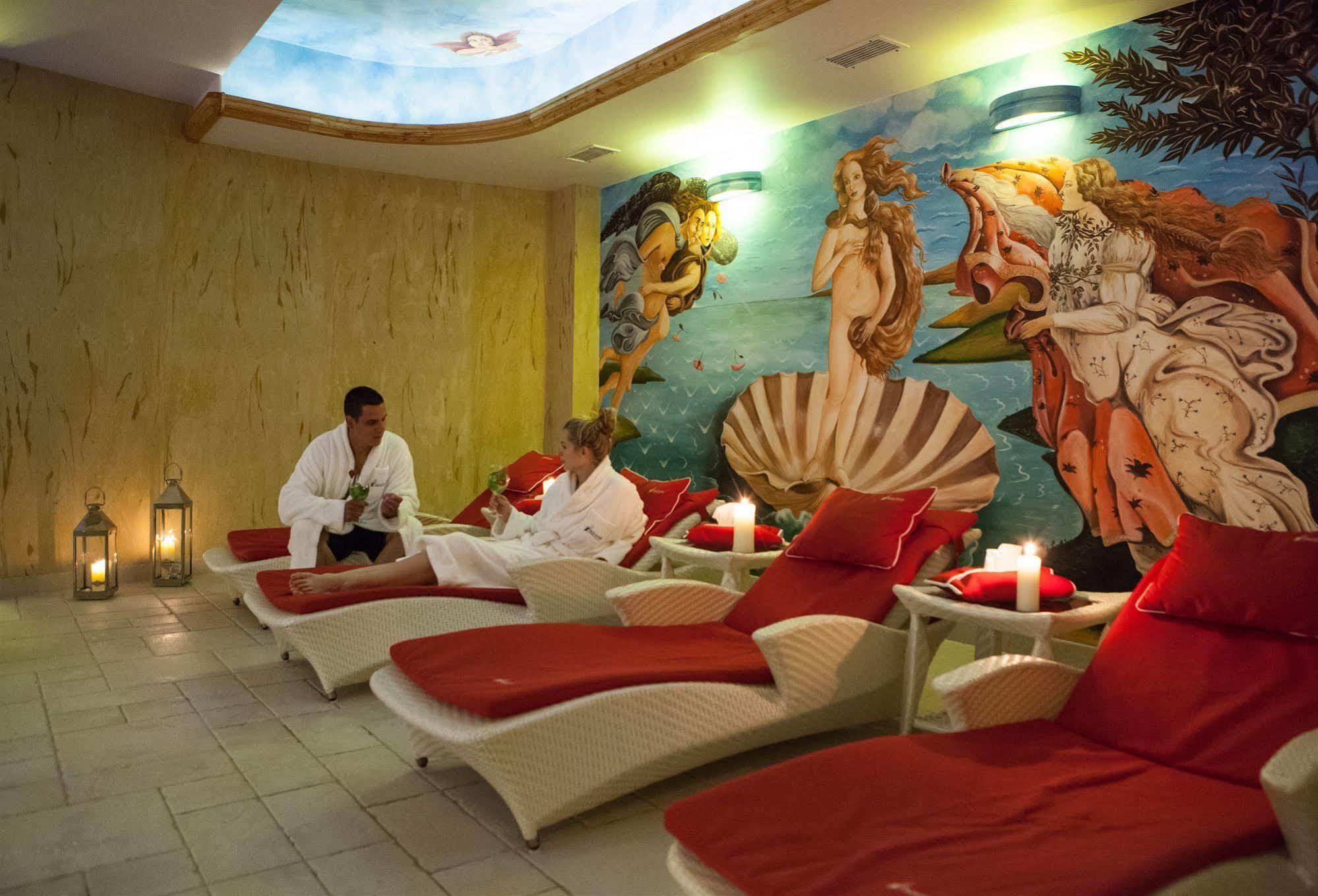 Trofana Wellness & Hotel