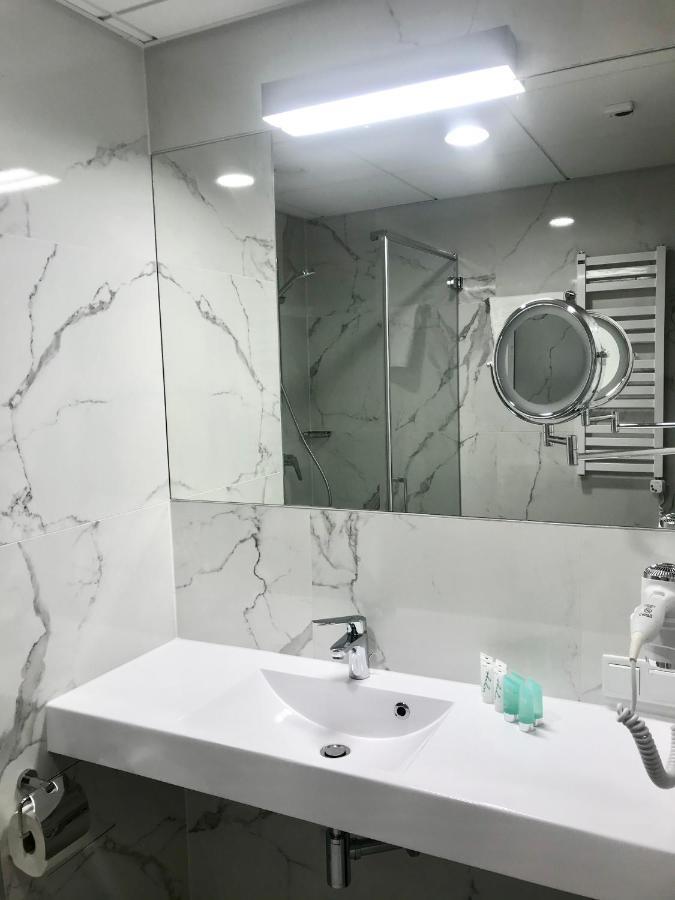 Trofana Wellness & 3*